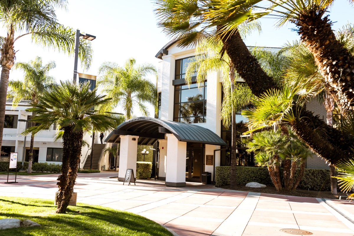 Life Pacific University campus and student life