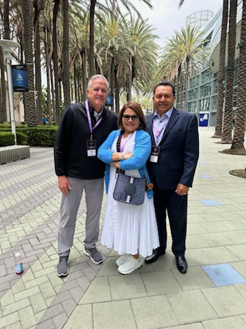 Dr. Glenn Burris with Misael Argenal (with the nya on the n) and his wife from San Pedra Sula, Nicaragua. Apostolic leader, largest church in that nation.